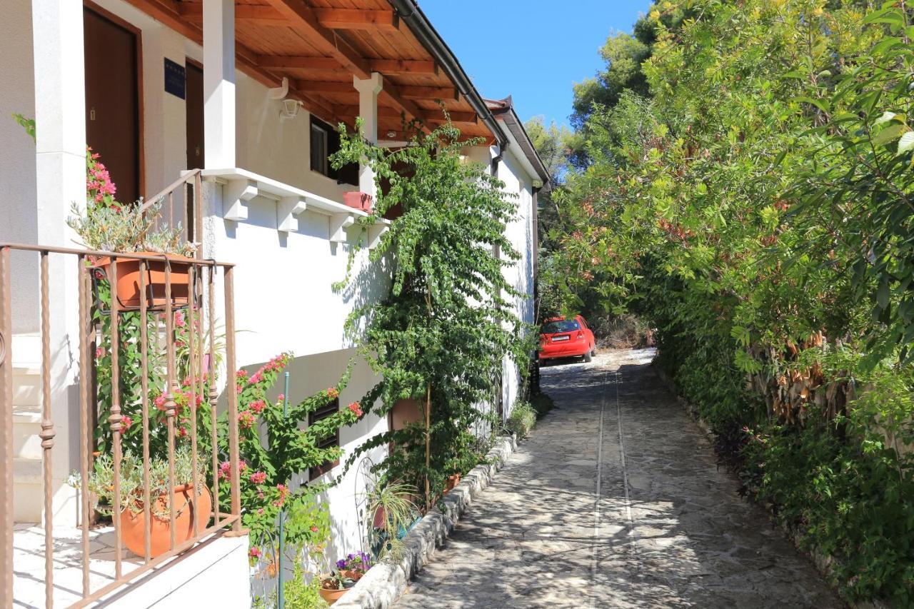 Apartments By The Sea Okrug Donji, Ciovo - 12502 オクルグ・ゴルニ エクステリア 写真