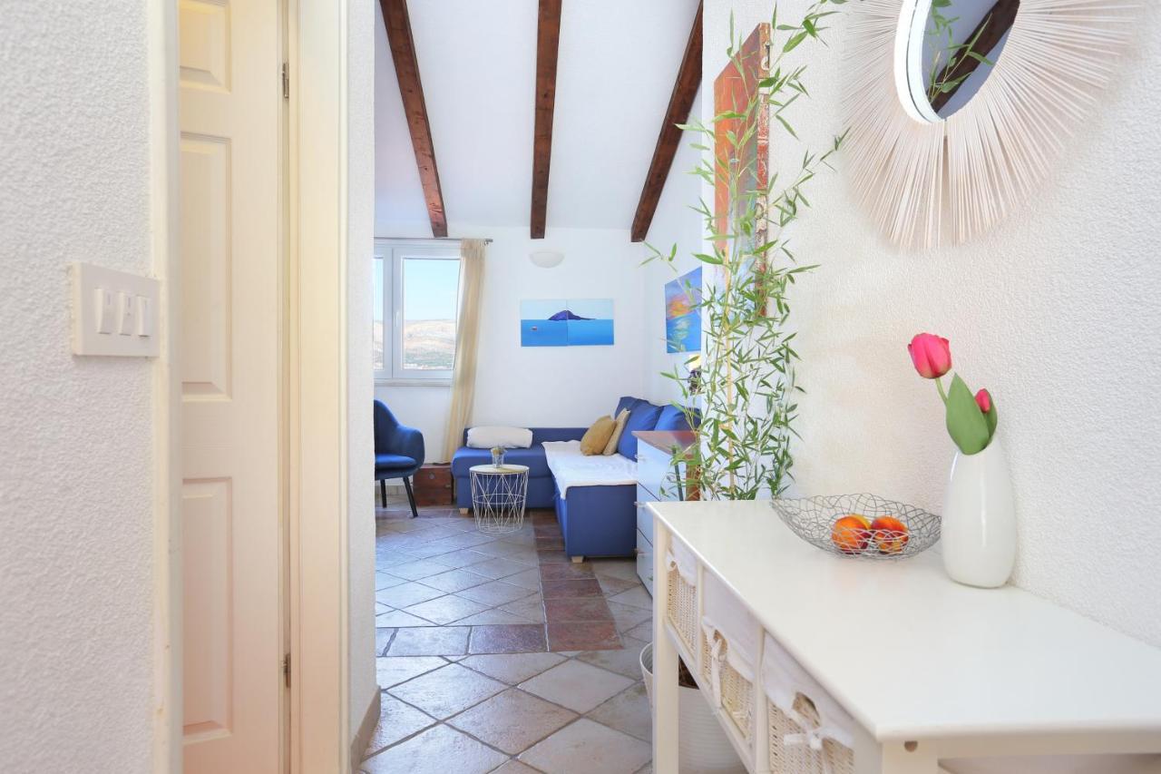 Apartments By The Sea Okrug Donji, Ciovo - 12502 オクルグ・ゴルニ エクステリア 写真