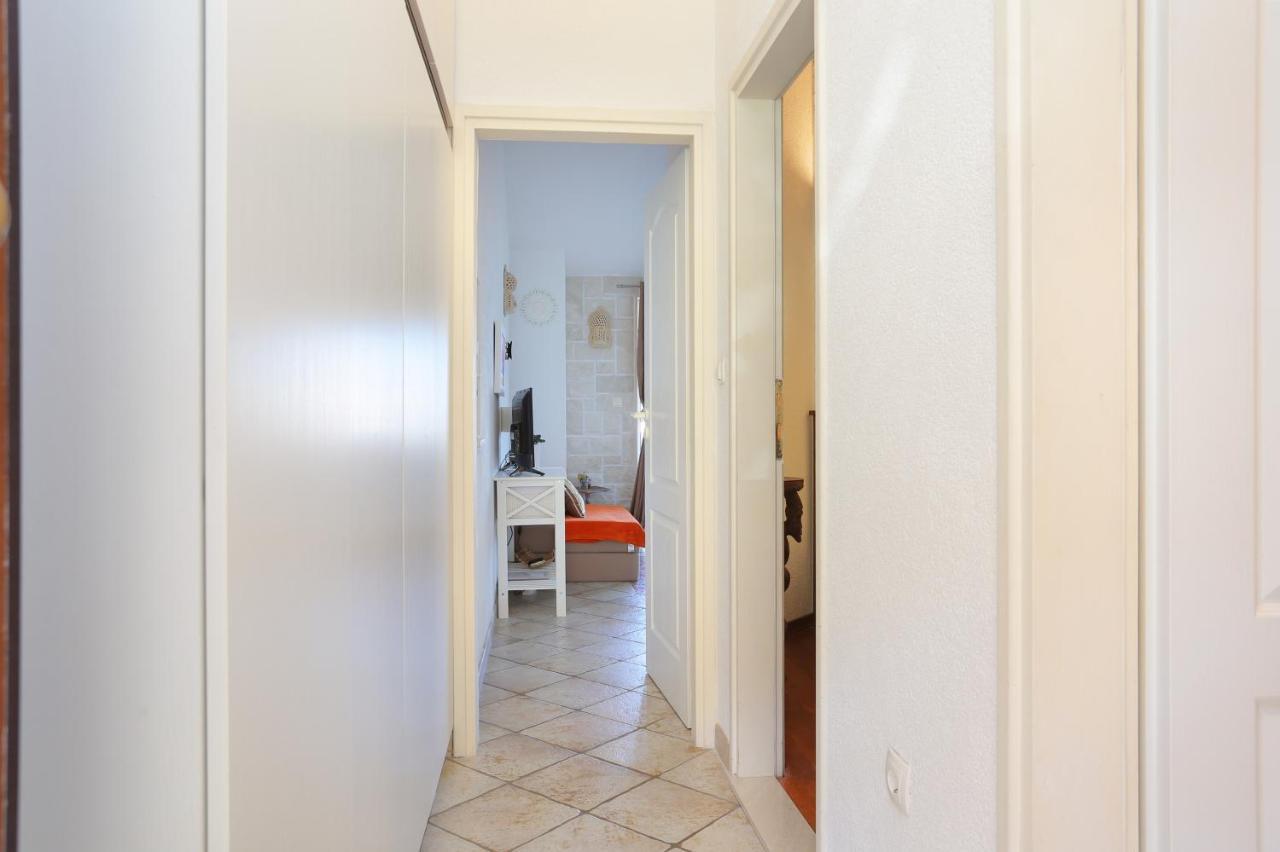Apartments By The Sea Okrug Donji, Ciovo - 12502 オクルグ・ゴルニ エクステリア 写真