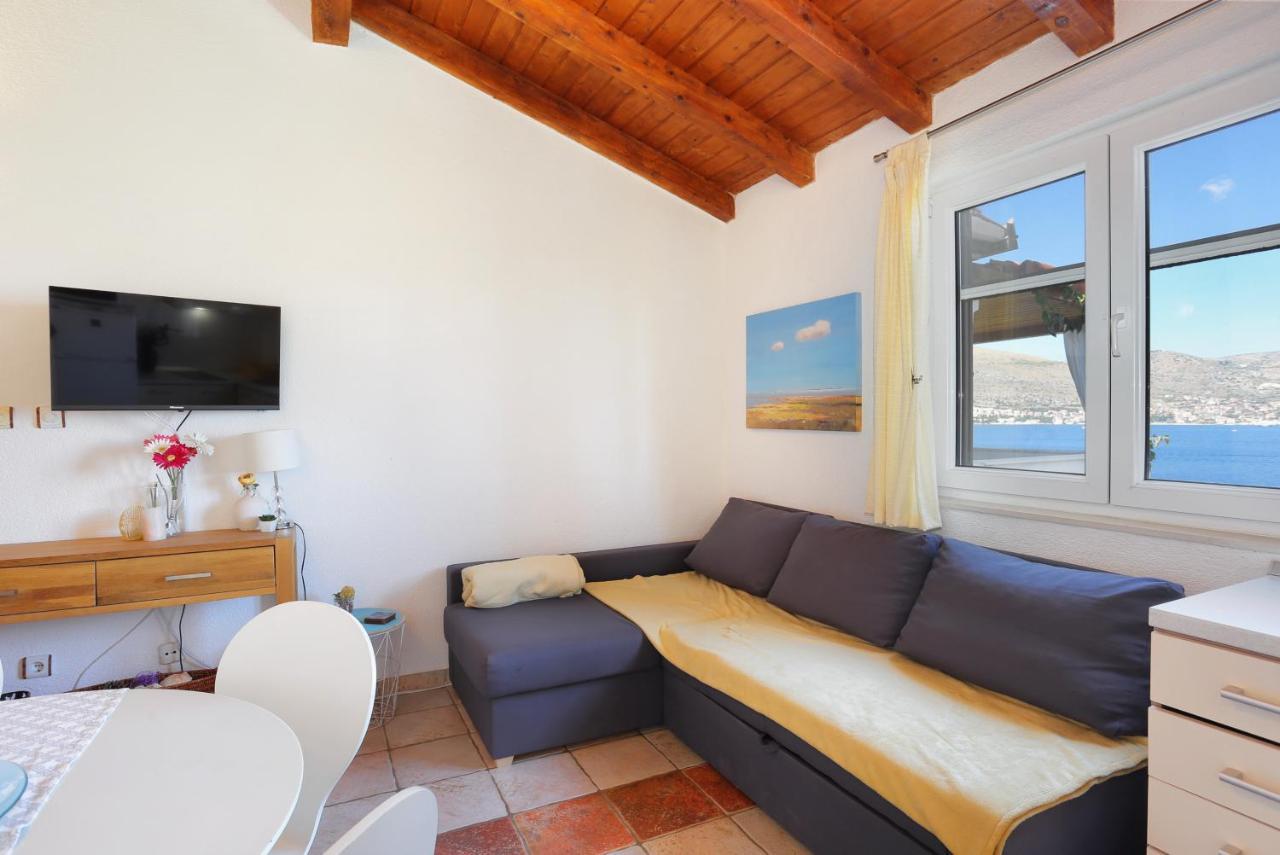 Apartments By The Sea Okrug Donji, Ciovo - 12502 オクルグ・ゴルニ エクステリア 写真