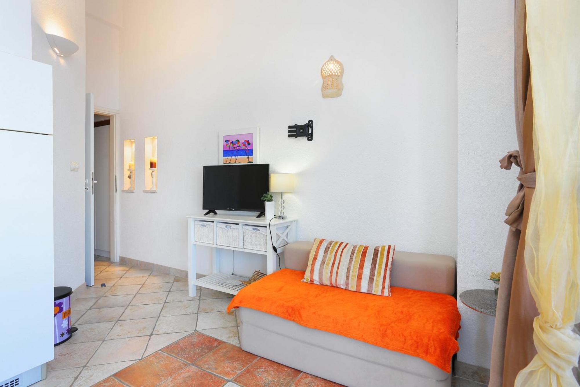 Apartments By The Sea Okrug Donji, Ciovo - 12502 オクルグ・ゴルニ 部屋 写真